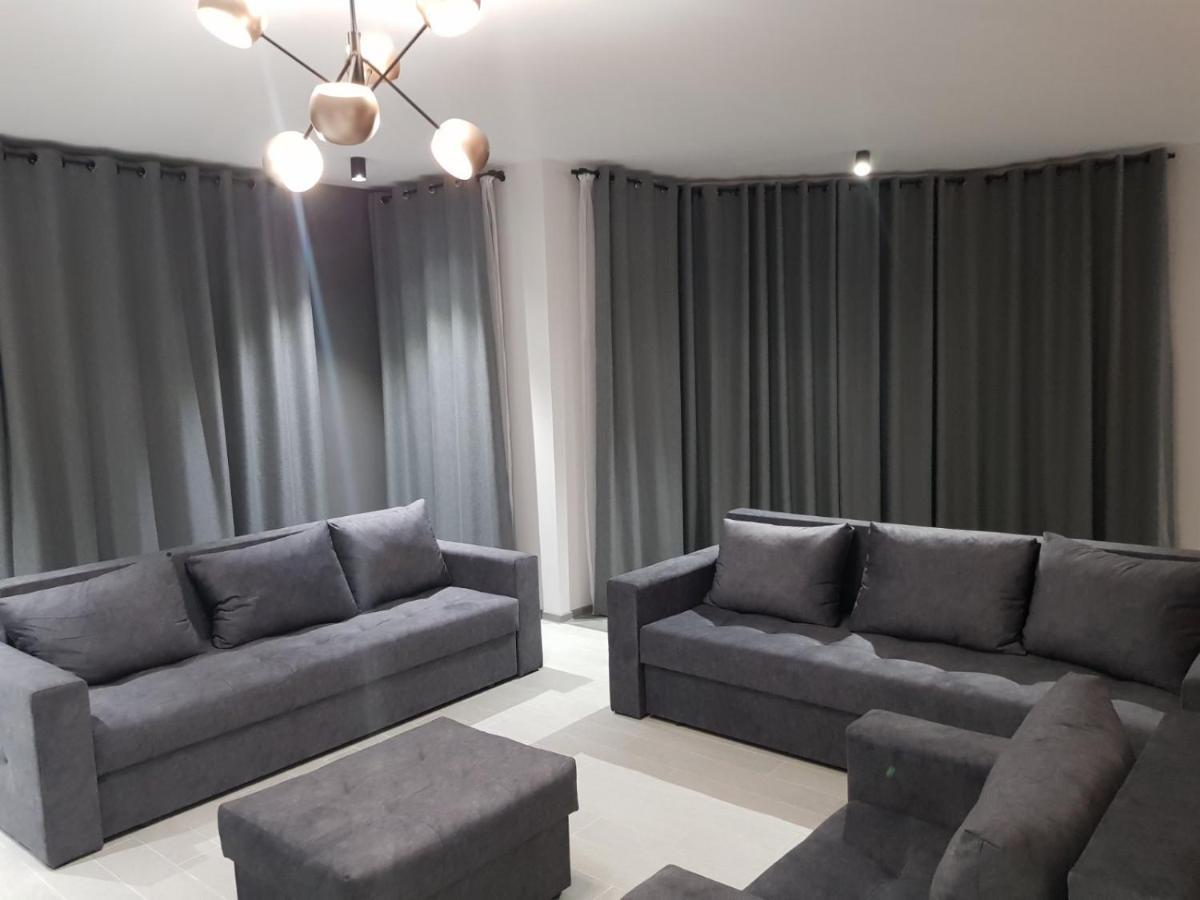 Uzhorod 3 Room Lovely House Exterior foto
